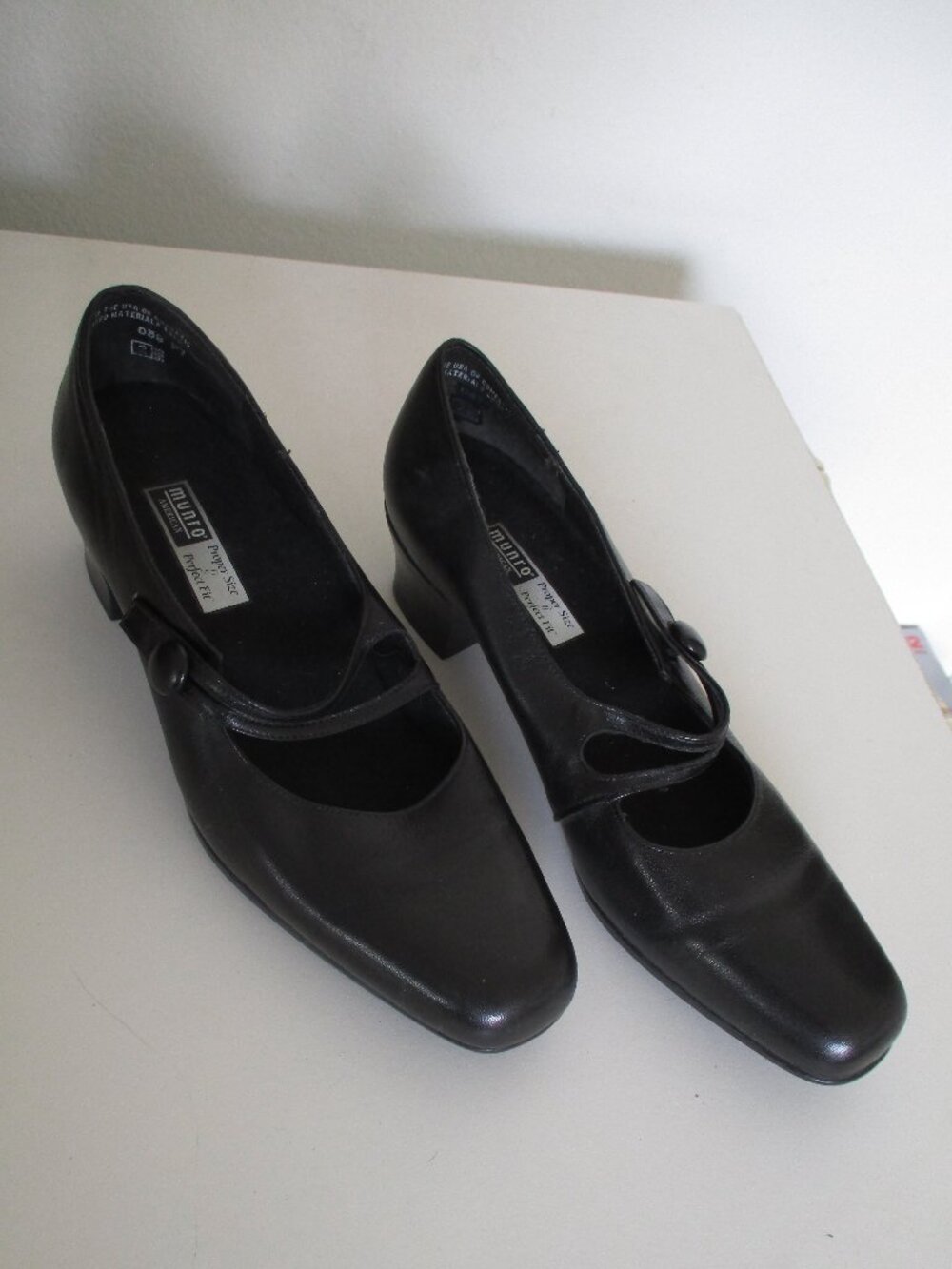Munro American Womens Black Leather Mary Jane Pump w/1.5" Rubber Heel NWOB - 7N